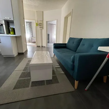 Apartment Bes,, Chaleureux Et Confortable Avec Entree Independante *