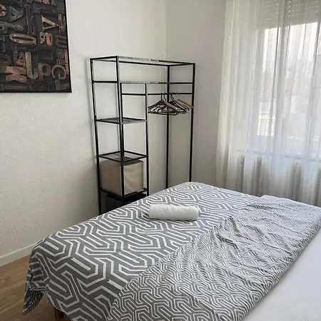 Apartment Bes,, Chaleureux Et Confortable Avec Entree Independante Wittenheim