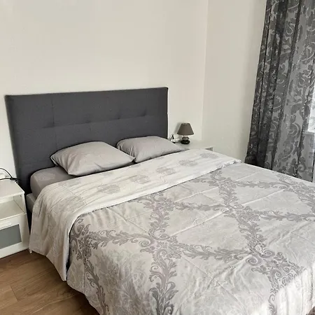 Bes,, Chaleureux Et Confortable Avec Entree Independante شقة *