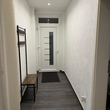 شقة Bes,, Chaleureux Et Confortable Avec Entree Independante