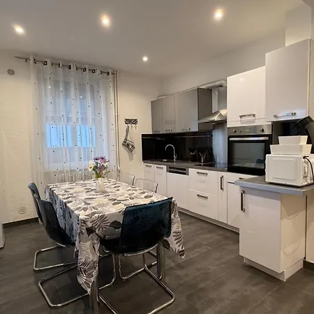 Bes Confort - 80 M2, Terrasse, Parking, Netflix * Wittenheim